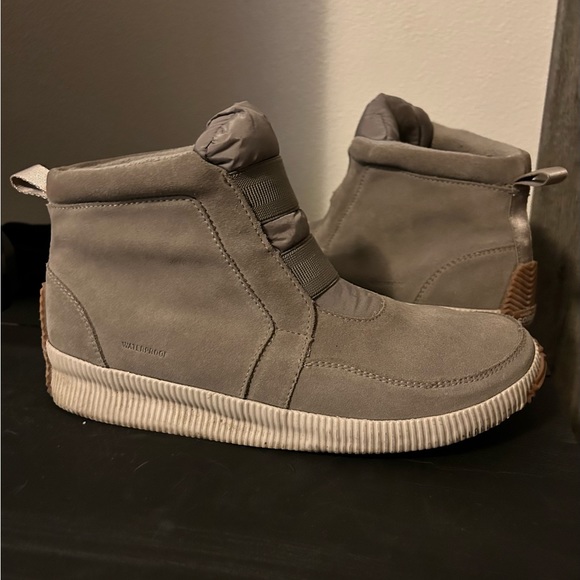 SOREL BOOTS - Picture 4 of 5